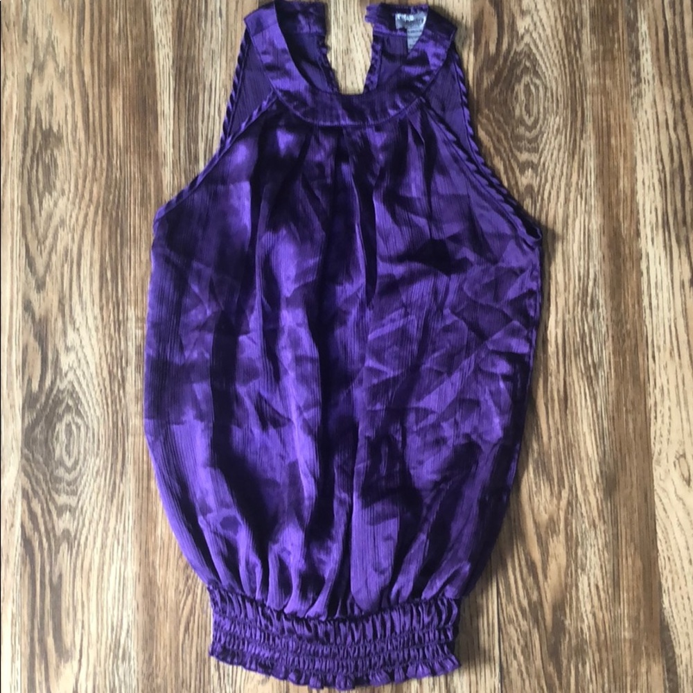 Sleeveless Mock-Turtle Neck Pleated Top
